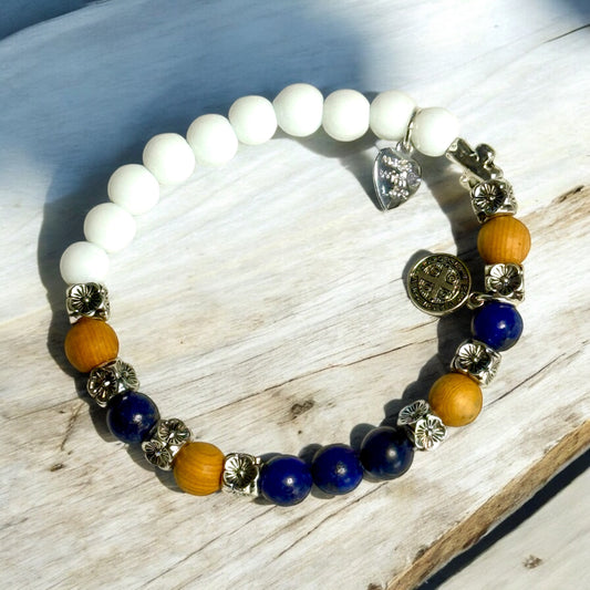 Snow Jade, Lapis, and Sandalwood Bracelet – Stone of Wisdom and Spiritual Connection