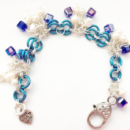 Silver-Plated and Niobium Chainmaille Bracelet with Freshwater Pearls and Blue Crystals