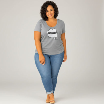 Jena Jewelry grey 100% cotton t-shirt with a white thought bubble graphic that says "PROFESSIONAL DAYDREAMER".