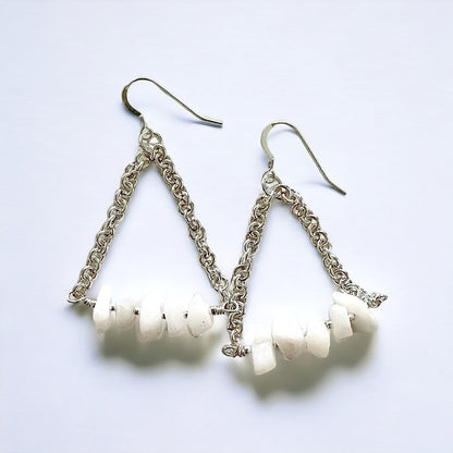 Jena Jewelry silver chainmaille earrings with white chip stones, triangular design, elegant dangle style.